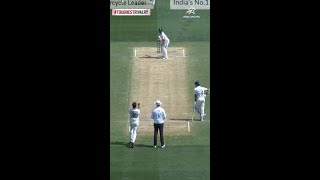 Thumbnail for The VIRAT KOHLI cover drive! He scores a stunning boundary off Pat Cummins! | #AUSvINDOnStar | Star Sports