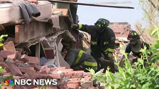 Thumbnail for Devastating tornado hits St. Louis | NBC News