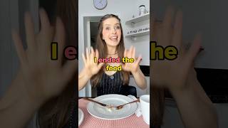 Thumbnail for Useful phrases at the restaurant 🍗 | English by Giovana