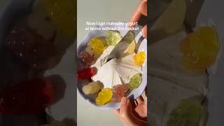 Thumbnail for Make dry yogurt using gummy bears 🐻🍬 | Ms Shi and Mr He