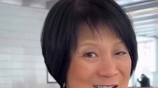 Thumbnail for Toronto chinkoress mayor taking time out of her day to tell us