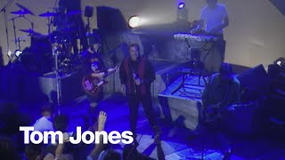 Thumbnail for Tom Jones & EMF - Unbelievable (Tom Jones: The Right Time Episode 1, 1992) | Tom Jones