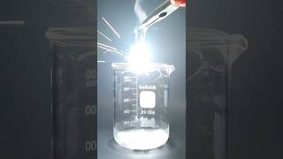 Thumbnail for Magnesium singes my eyeballs again | NileRed
