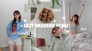 Thumbnail for cozy weekend vlog!🧁🧸baking, smoothies, sleep :) | toomuchzozo