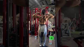 Thumbnail for The TRUTH About Muscular Shoulders!😳 | Squat University