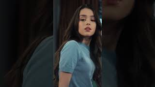 Thumbnail for Melek DNA Testi İçin Ada'nın Saç Tellerini Topladı - Yeraltı #shorts | Yeraltı