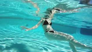 Thumbnail for Emily Bloom - Pool, Hot Tub and Shopping (4K 360° Virtual Reality) | Emily Bloom